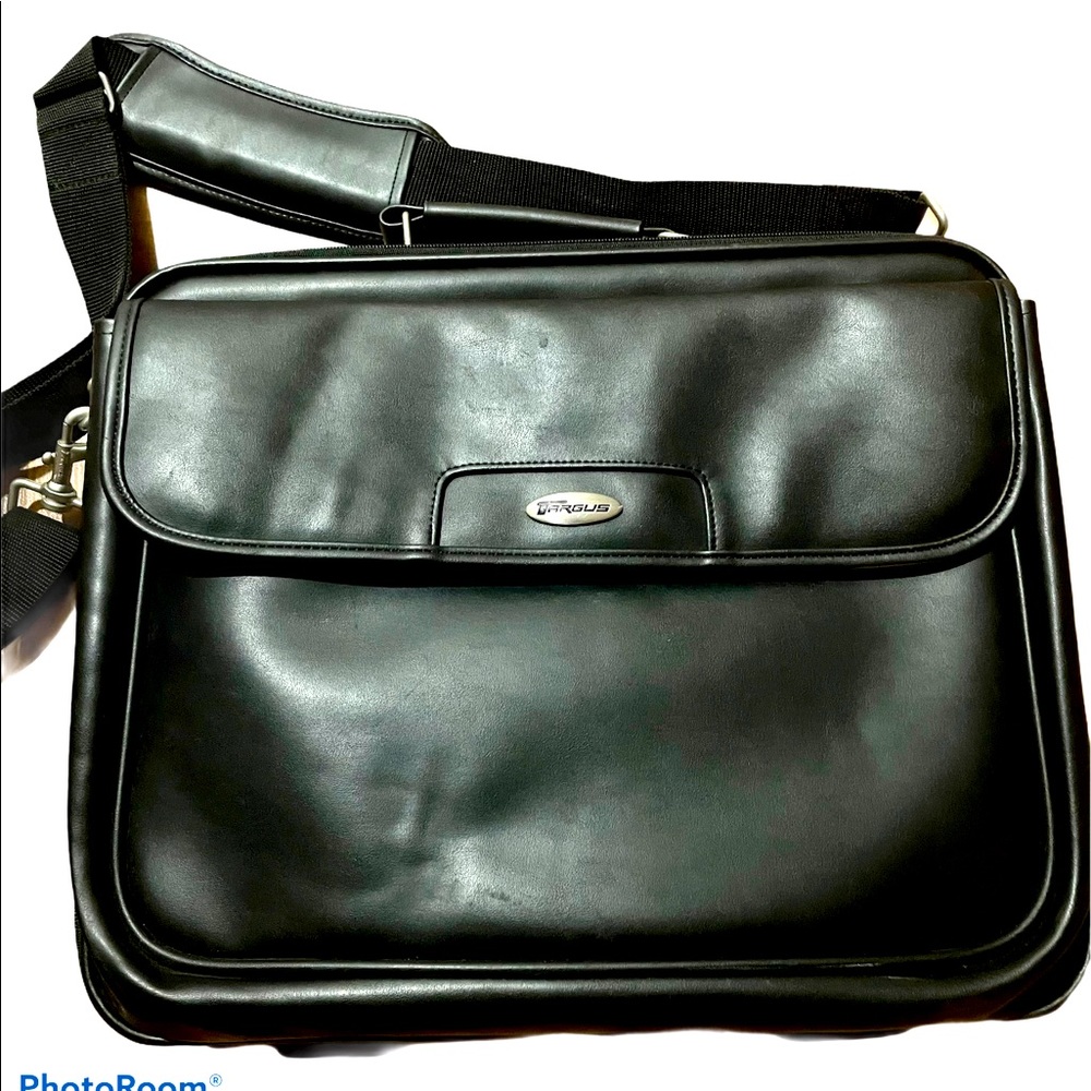 Laptop bag